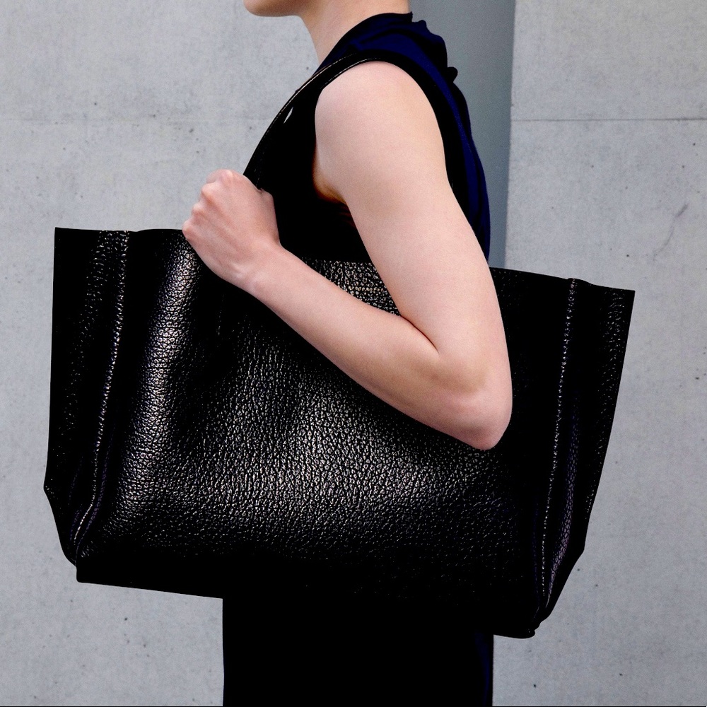 BRAND NEW WITH TAGS Black Leather Tote - Large